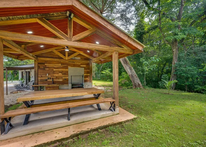5 Mi To Ocean: 2-unit Gold Coast Getaway! *